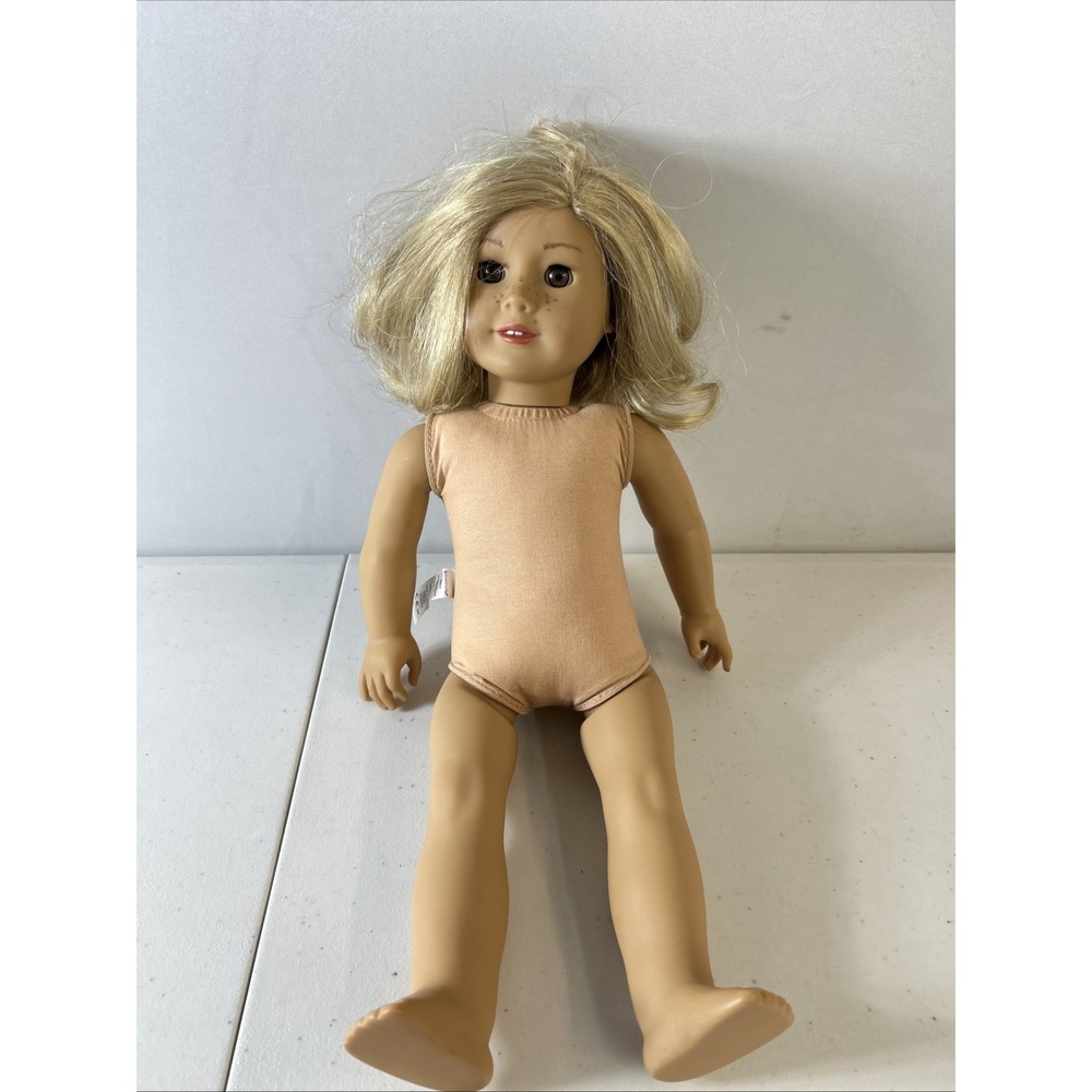American Girl Doll 2014 Blonde Hair Hazel Eyes Freckles Light Skin